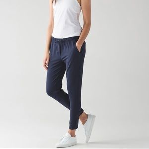 Lululemon Pants (Regular, 6)